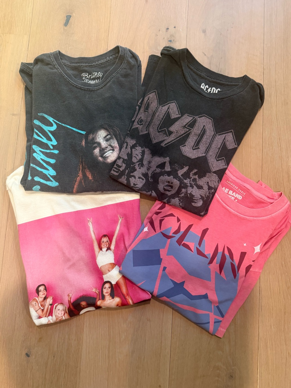 Set of 4 band oversized shirts